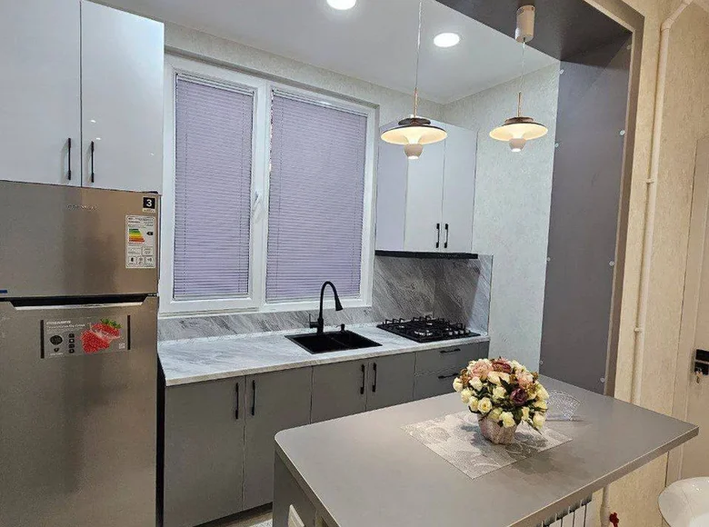 Квартира 2 комнаты 45 м² Ташкент, Узбекистан
