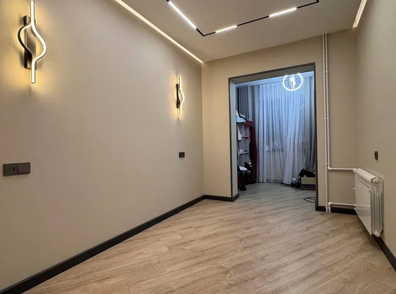 Kvartira 2 xonalar 64 m² Toshkentda