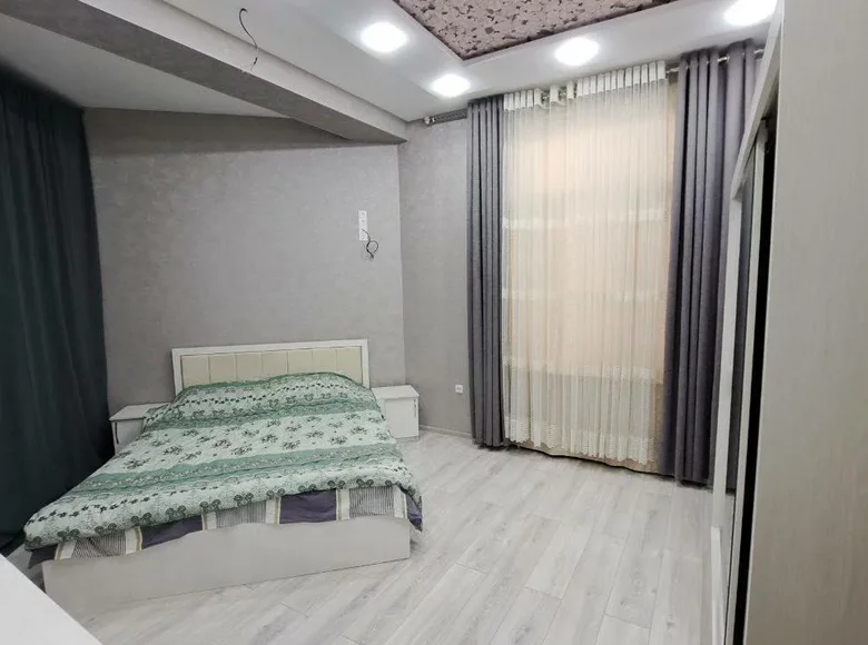 Kvartira 2 xonalar 70 m² Toshkentda