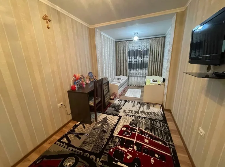 Квартира 3 комнаты 70 м² Ташкент, Узбекистан