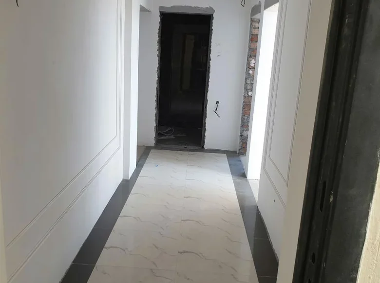 Kvartira 3 xonalar 90 m² Toshkentda