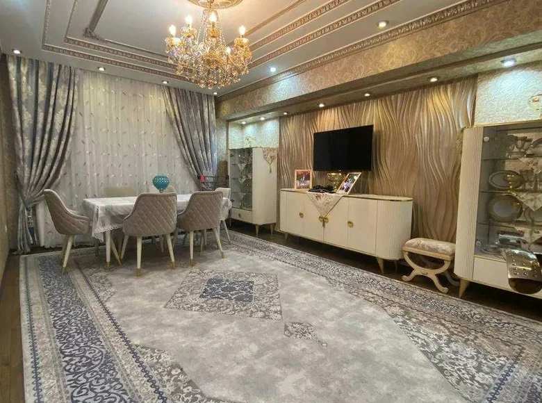 Kvartira 4 xonalar 85 m² Toshkentda