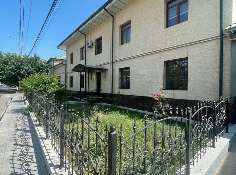 Коммерческое помещение 500 м² в Ташкенте, Узбекистан