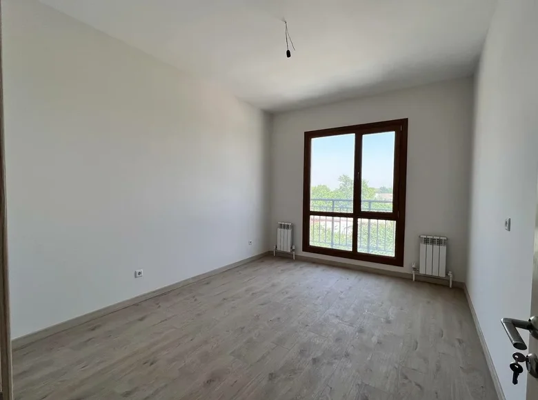 Kvartira 3 xonalar 82 m² Toshkentda