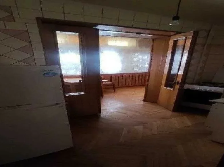 Kvartira 3 xonalar 70 m² Toshkentda