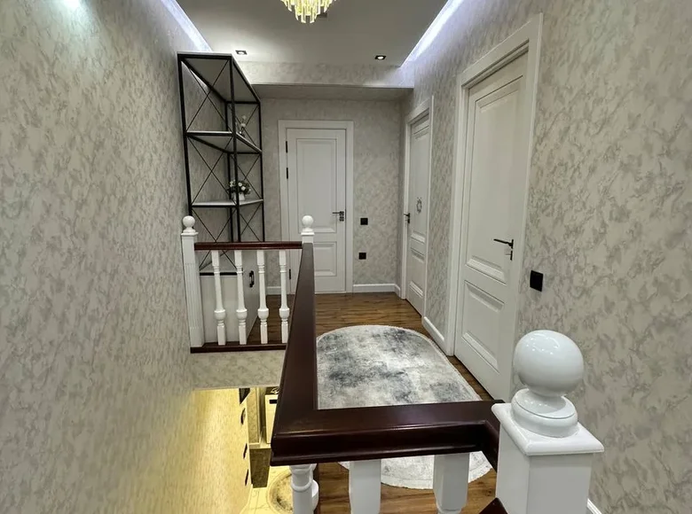 Ko'p darajali kvartiralar 3 xonalar 106 m² Toshkentda