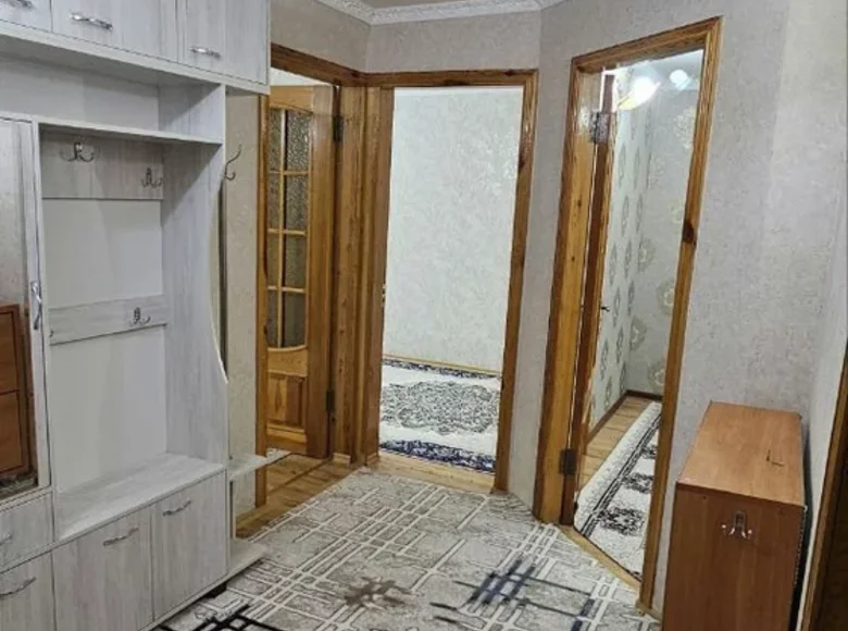 Kvartira 3 xonalar 70 m² Toshkentda