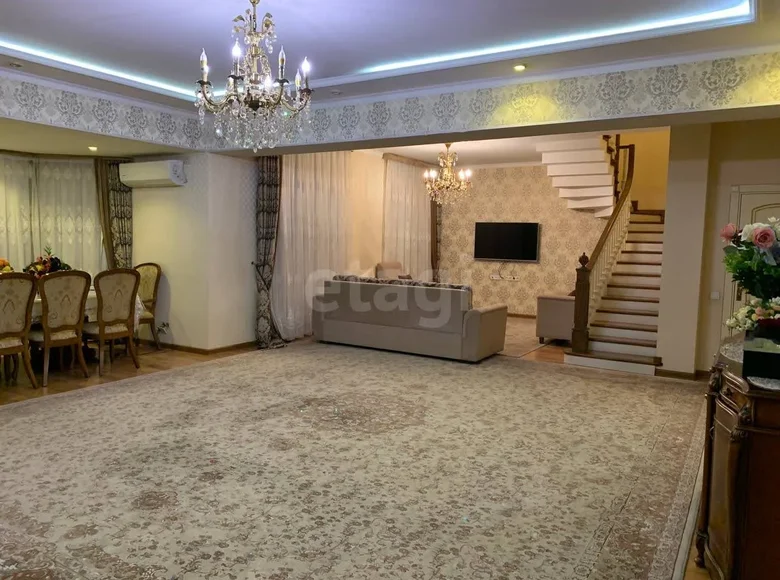 Kvartira 205 m² Toshkentda