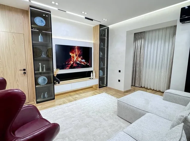 Kvartira 3 xonalar 74 m² Toshkentda