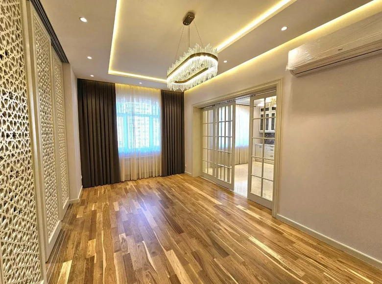 Kvartira 4 xonalar 164 m² Toshkentda