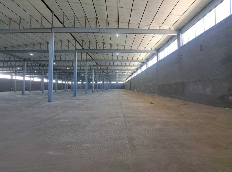 Коммерческое помещение 6 100 м² в Ташкенте, Узбекистан