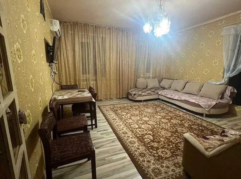 Kvartira 3 xonalar 90 m² Toshkentda