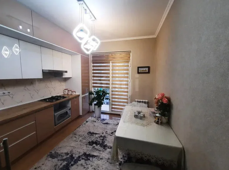 Kvartira 72 m² Toshkentda