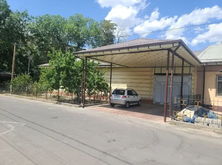 Дом 9 комнат 250 м² Ташкент, Узбекистан
