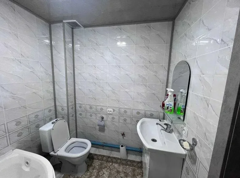 Kvartira 3 xonalar 58 m² Toshkentda