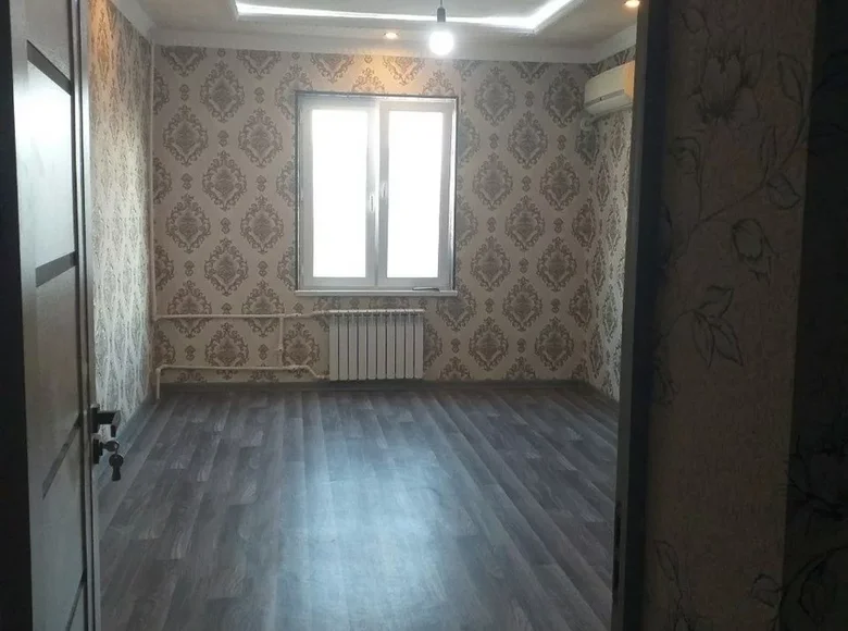 Kvartira 3 xonalar 75 m² Toshkentda