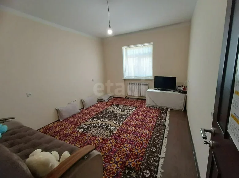 Kvartira 54 m² Toshkentda