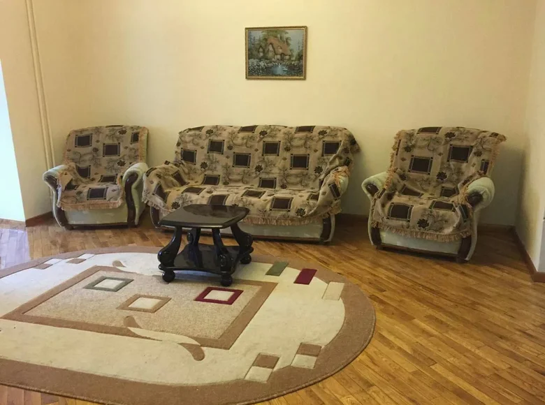 Kvartira 3 xonalar 63 m² Toshkentda