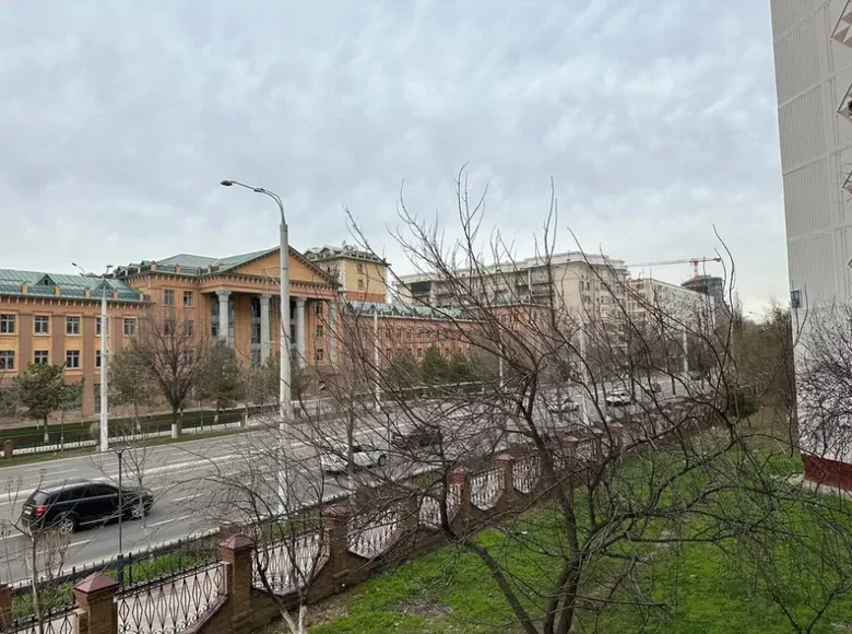 Kvartira 4 xonalar 170 m² Toshkentda