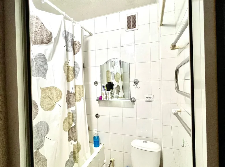 Kvartira 4 xonalar 47 m² Toshkentda