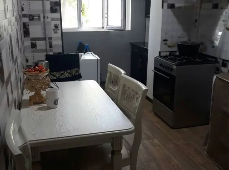 Kvartira 1 xona 28 m² Toshkentda