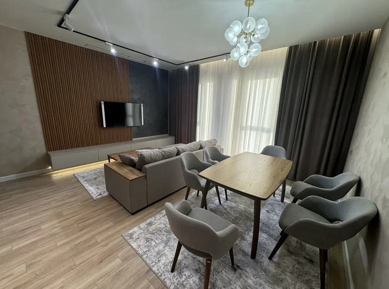 Квартира 2 комнаты 80 м² в Ташкенте, Узбекистан