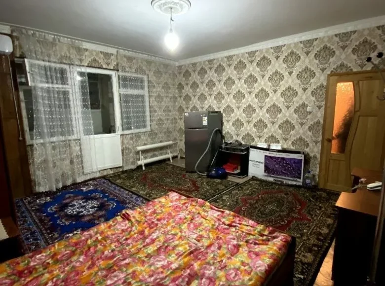 Kvartira 1 xona 42 m² Toshkentda, Oʻzbekiston