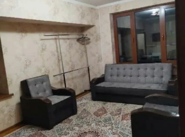 Kvartira 1 xona 42 m² Toshkentda