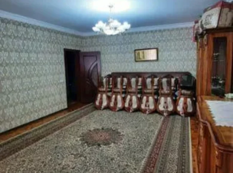 Kvartira 3 xonalar 58 m² Toshkentda