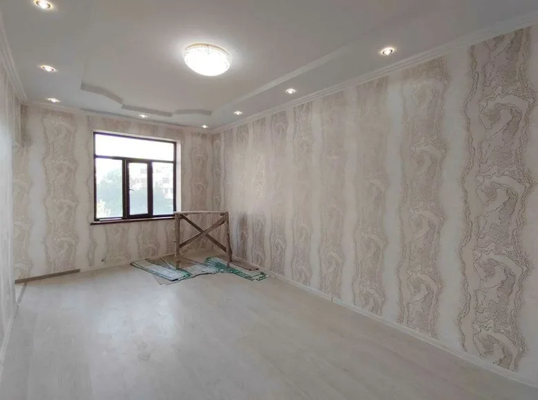 Kvartira 3 xonalar 56 m² Samarqandda