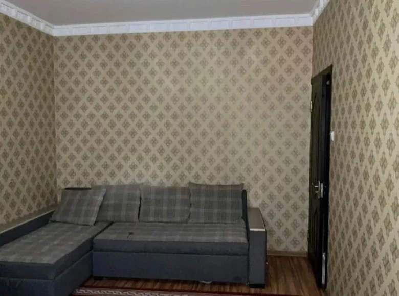 Kvartira 1 xona 28 m² Toshkentda