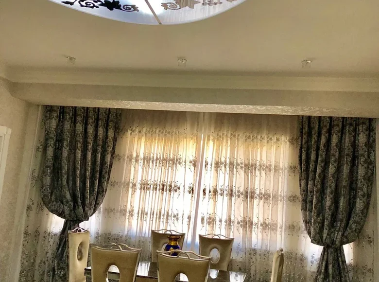 Kvartira 3 xonalar 118 m² Toshkentda