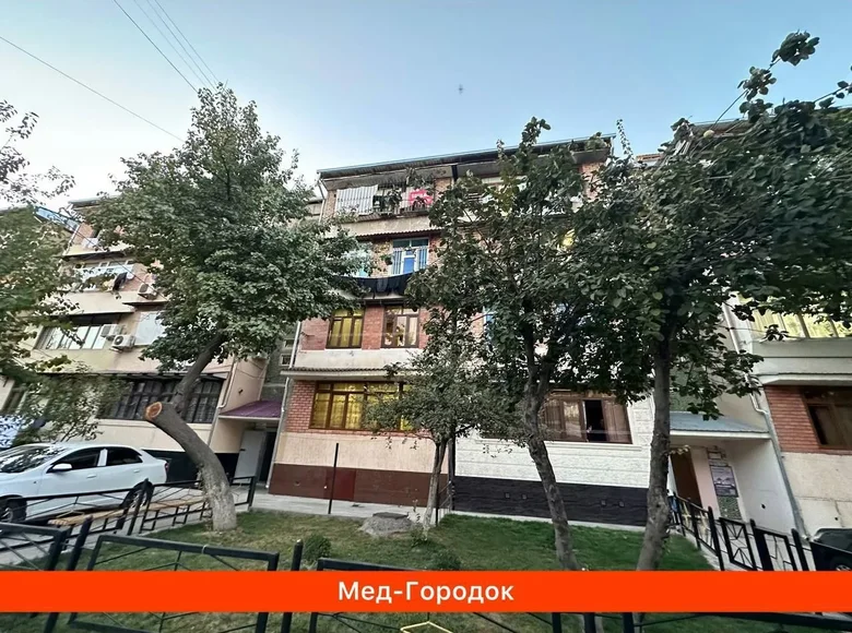 Kvartira 4 xonalar 83 m² Toshkentda