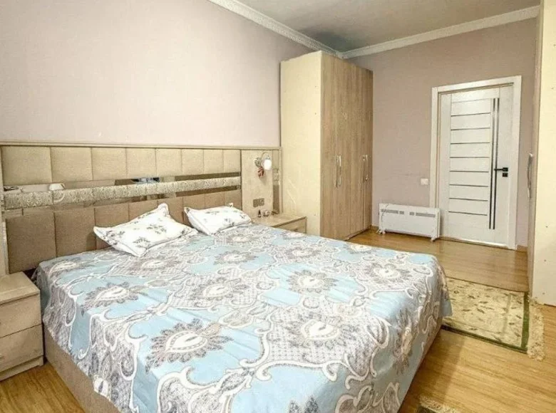 Kvartira 2 xonalar 53 m² Toshkentda