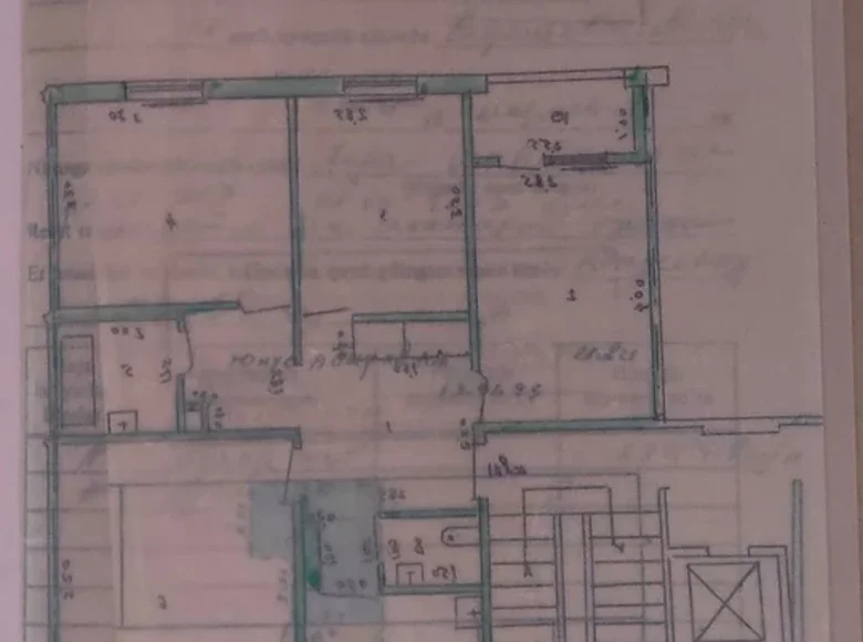 Kvartira 4 xonalar 100 m² Toshkentda