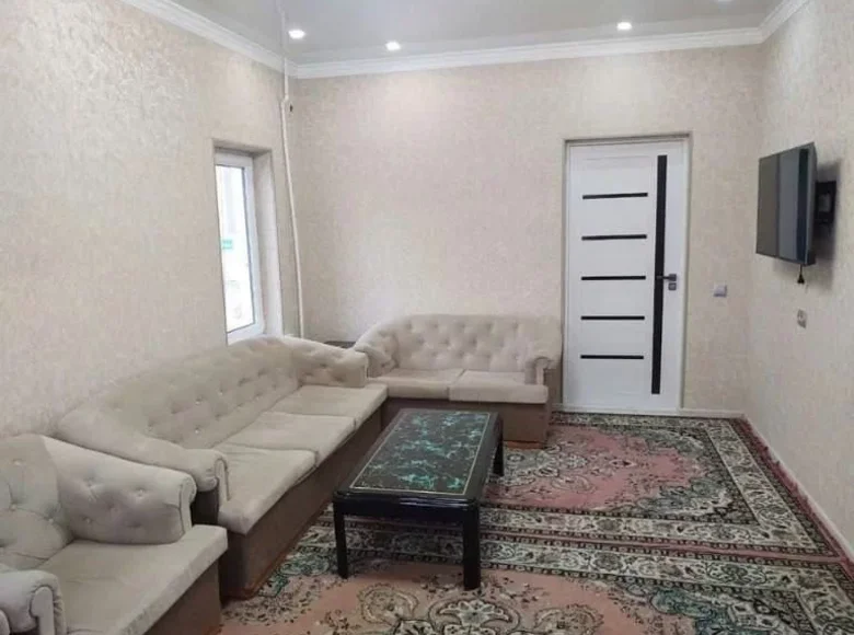 Kvartira 1 xona 43 m² Toshkentda