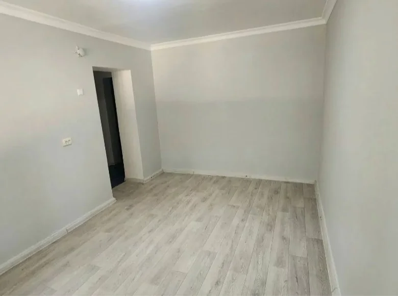 Kvartira 1 xona 25 m² Toshkentda