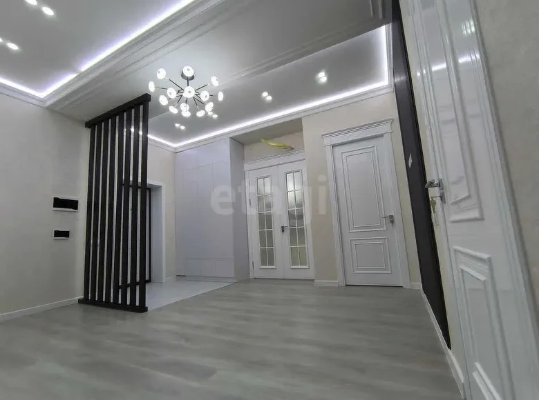 Kvartira 93 m² Toshkentda