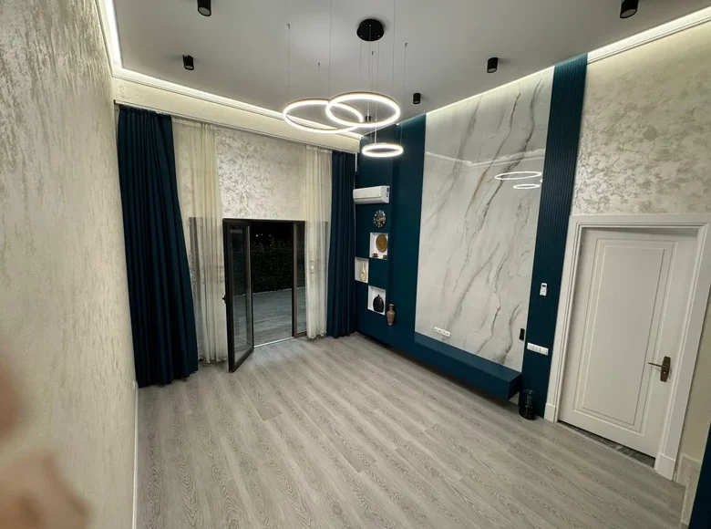 Ko'p darajali kvartiralar 3 xonalar 94 m² Toshkentda
