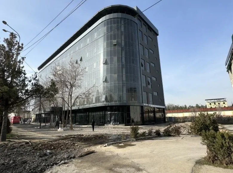 Коммерческое помещение 17 000 м² в Ташкенте, Узбекистан