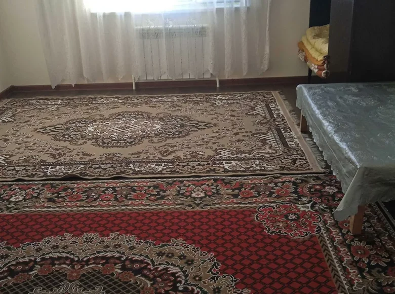 Квартира 2 комнаты 65 м² в Кухна Кумарык, Узбекистан