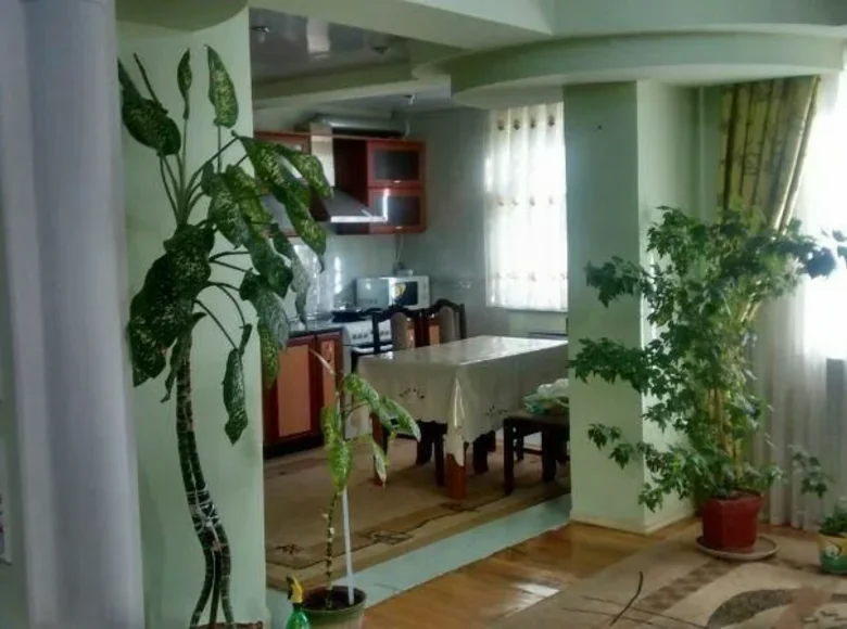 Квартира 2 комнаты 85 м² в Ташкенте, Узбекистан