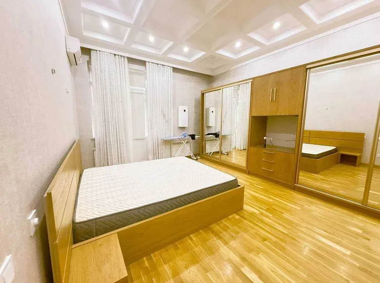 Квартира 3 комнаты 140 м² Ташкент, Узбекистан