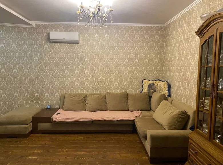 Kvartira 3 xonalar 79 m² Toshkentda