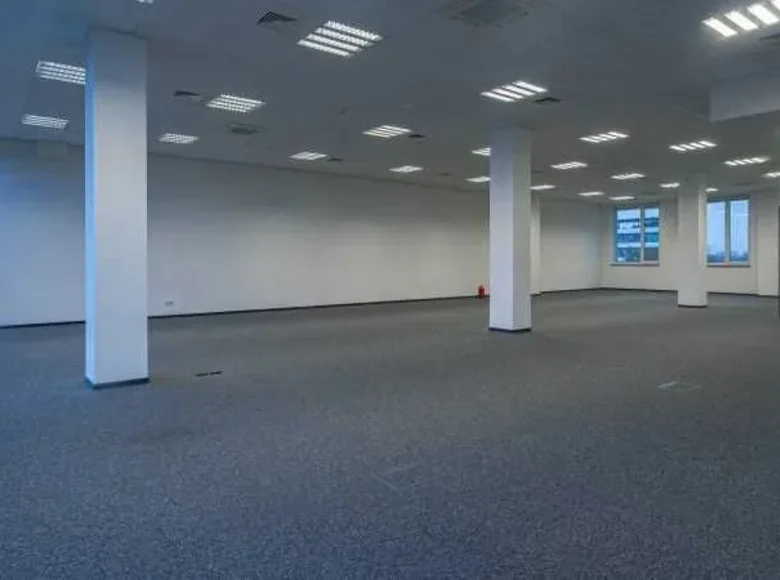 Tijorat 560 m² Toshkent