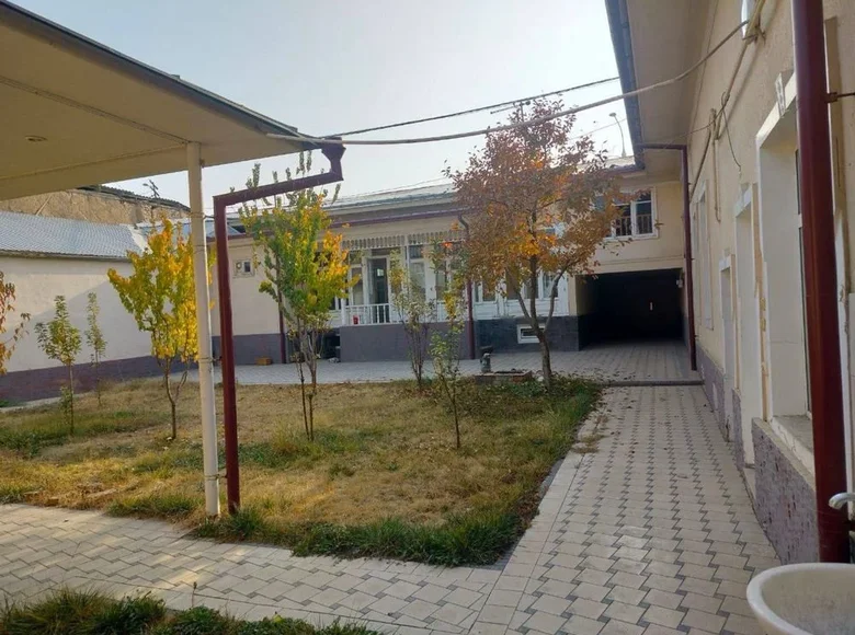 Земельные участки  Ташкент, Узбекистан