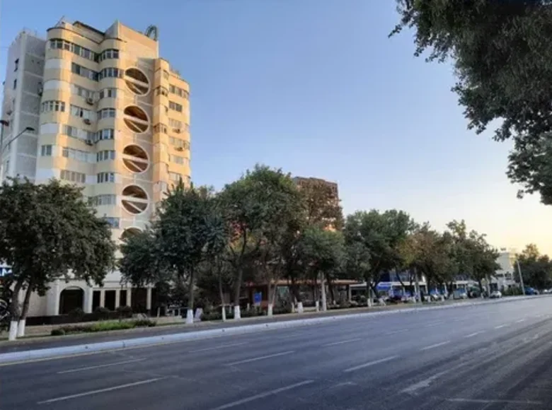 Kvartira 4 xonalar 140 m² Toshkentda