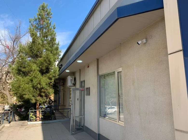 Коммерческое помещение 6 комнат 220 м² в Ташкенте, Узбекистан