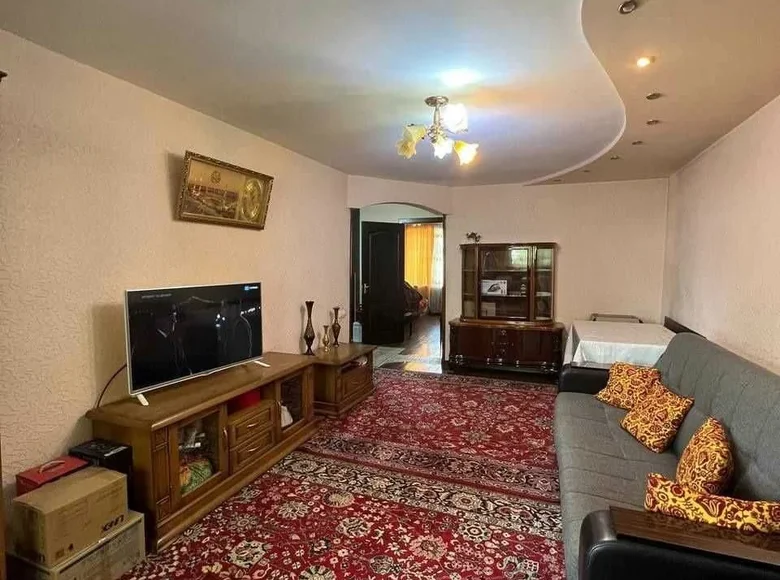 Kvartira 3 xonalar 68 m² in Shaykhontohur Tumani