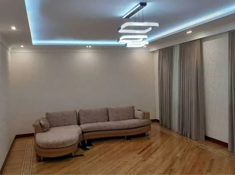 Квартира 3 комнаты 120 м² в Ташкенте, Узбекистан